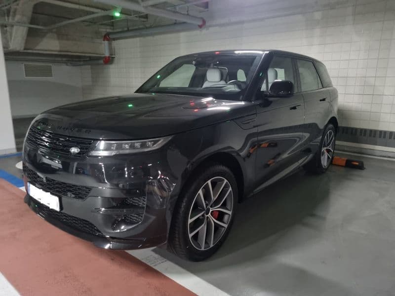 2026 Land Rover Range Rover Sport P400 AB photo 1
