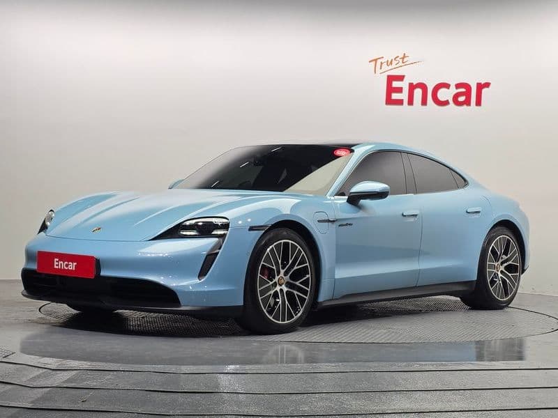 2020 Porsche Taycan 4S photo 1