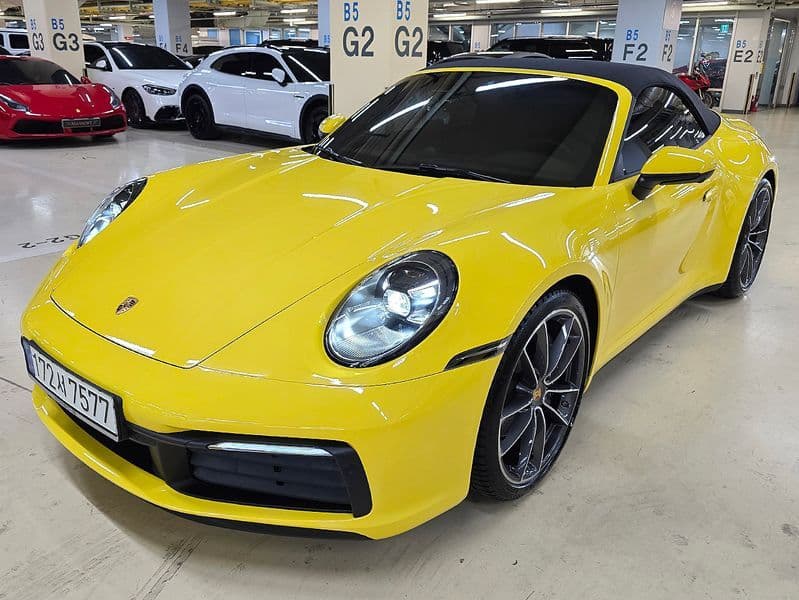 2021 Porsche 911 Carrera Cabriolet photo 1
