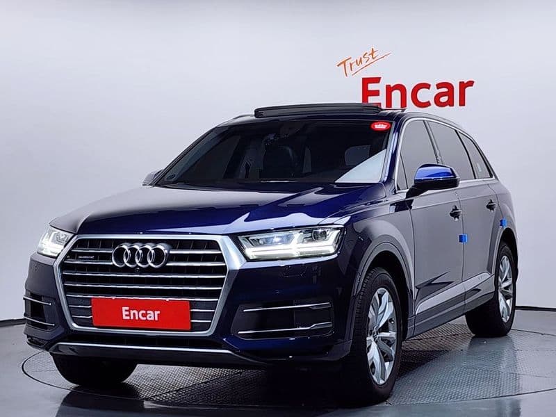 2019 Audi Q7 45 TFSI Quattro photo 1