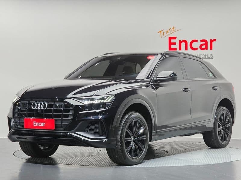2021 Audi Q8 55 TFSI Quattro Premium photo 1