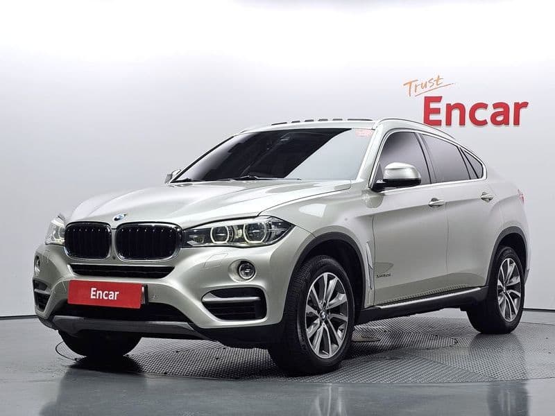 2015 BMW X6 xDrive 30d photo 1