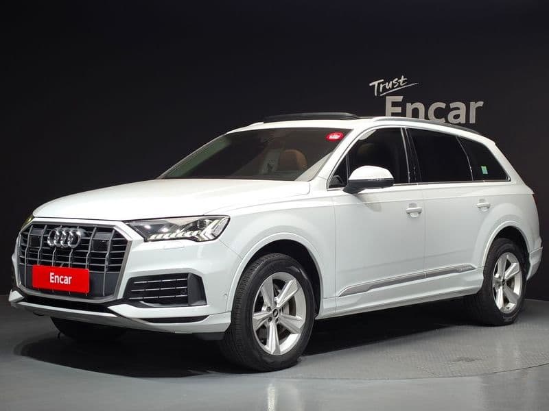 2022 Audi Q7 45 TDI Quattro photo 1