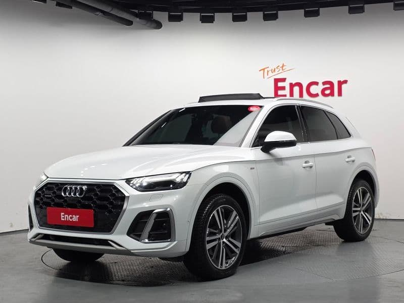 2022 Audi Q5 45 TFSI Quattro Premium photo 1