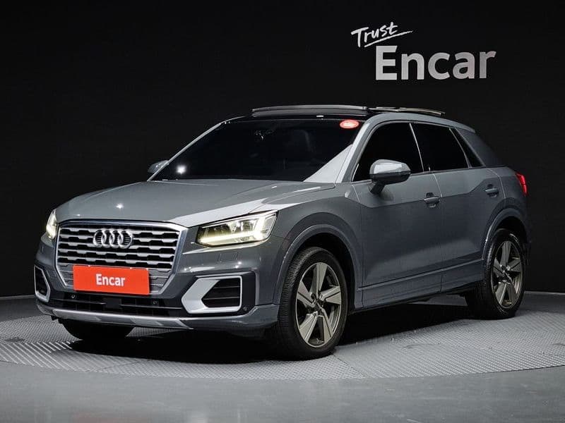 2020 Audi Q2 35 TDI Premium photo 1