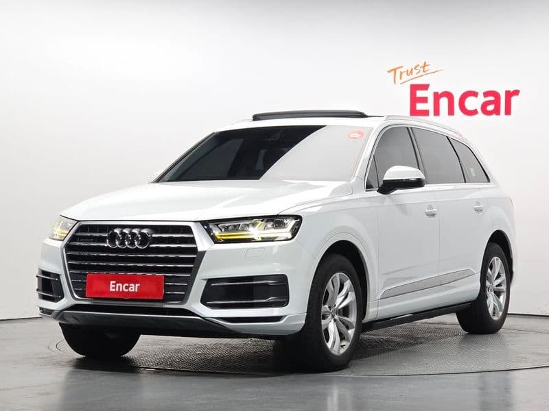 2019 Audi Q7 45 TFSI Quattro photo 1