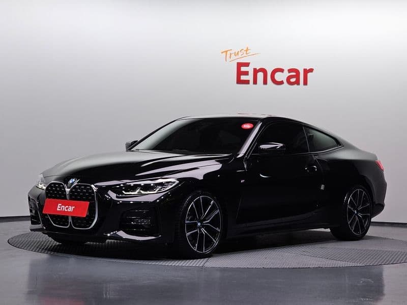 2024 BMW 4 Series 420i M Sport Coupe photo 1