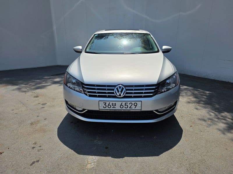 2013 Volkswagen Passat 2.0 TDI B7 photo 1