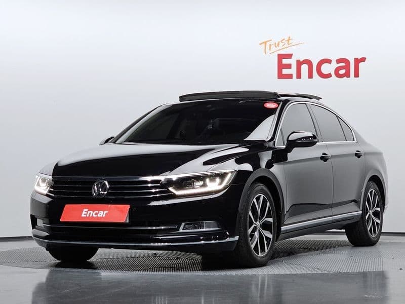 2018 Volkswagen Passat 2.0 TDI Premium photo 1