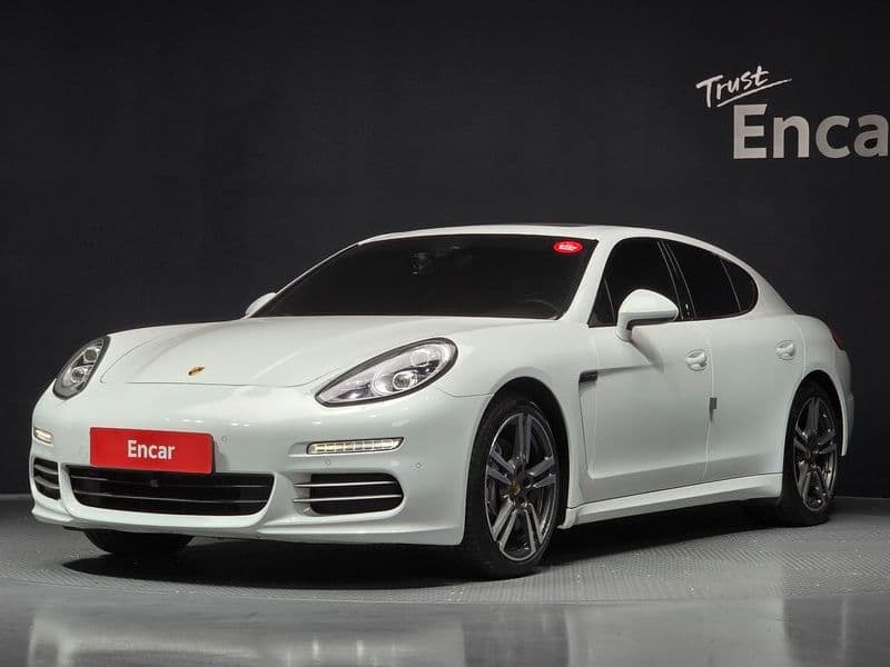 2016 Porsche Panamera 3.6 AWD Edition 970 photo 1