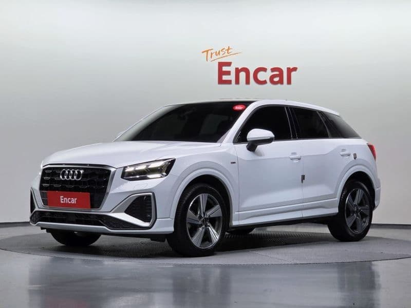 2023 Audi Q2 35 TDI Premium photo 1