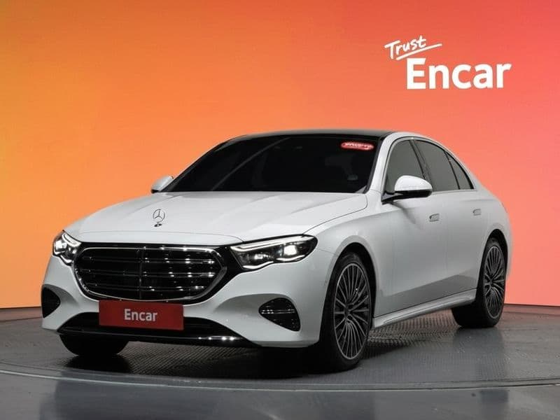2024 Mercedes-Benz E-Class E450 4MATIC Exclusive photo 1