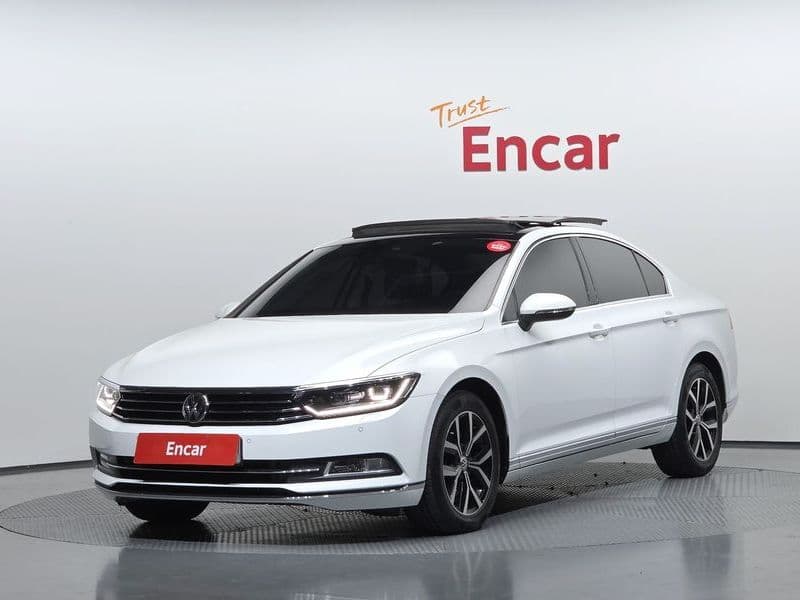 2018 Volkswagen Passat 2.0 TDI Premium photo 1