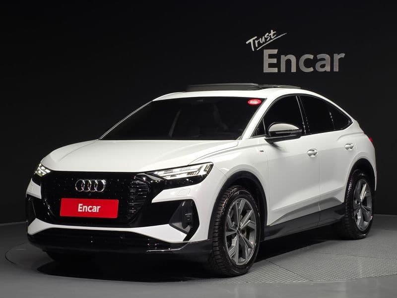 2022 Audi Q4 e-트론 40 Premium Sportback photo 1