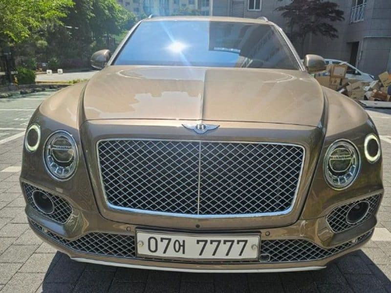 2017 Bentley Bentayga 6.0 W12 photo 1