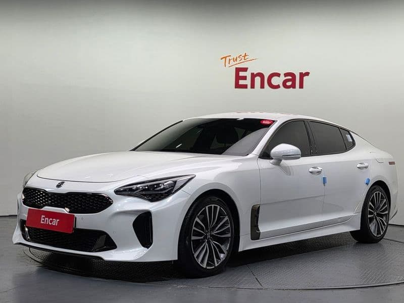 2018 Kia 스팅어 2.0 Turbo 2WD Platinum photo 1