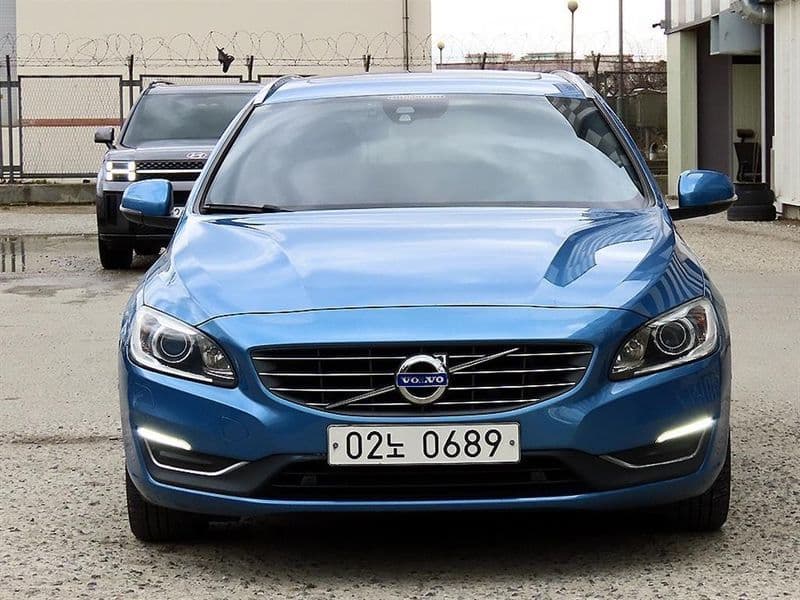 2016 Volvo V60 D3 1st photo 1