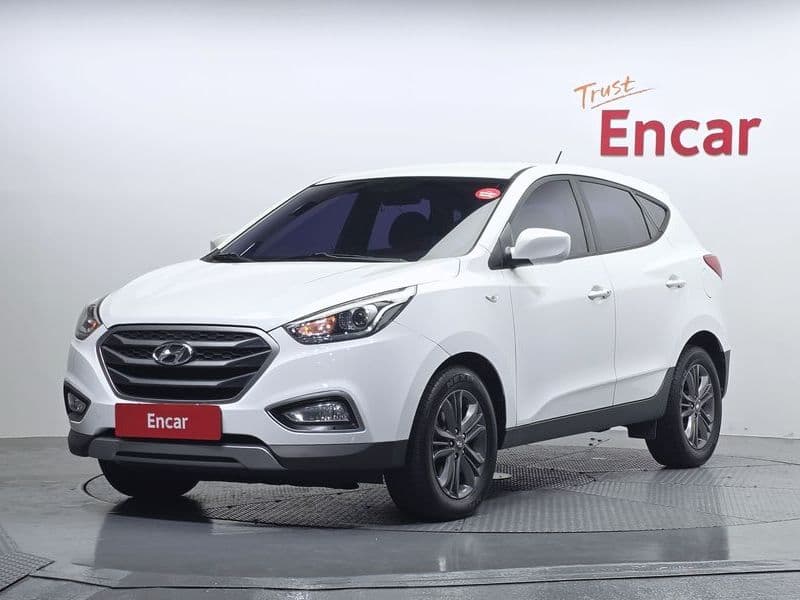 2015 Hyundai Tucson Diesel(e-VGT) 2WD Smart photo 1