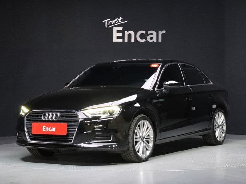2018 Audi A3 40 TFSI 8V photo 1