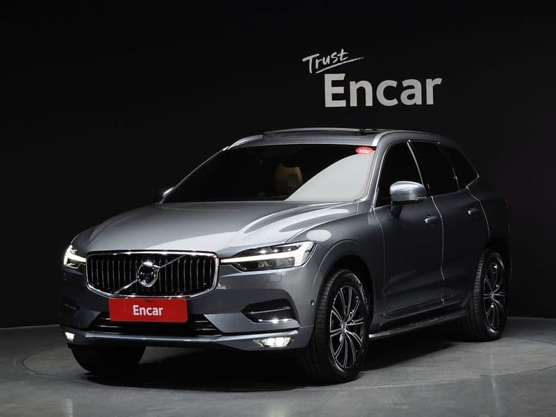 2021 Volvo XC60 B5 Inscription photo 1