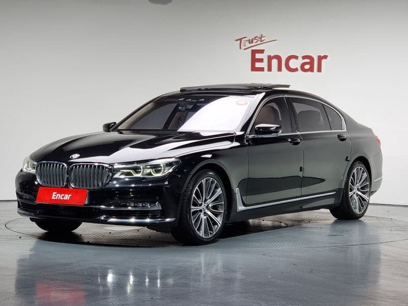 2016 BMW 7 Series 750Li xDrive Luxury photo 1