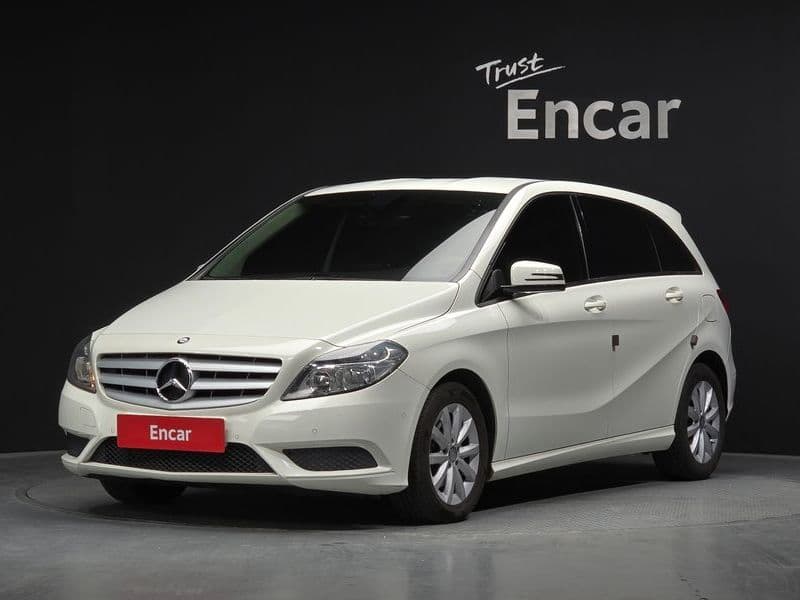 2013 Mercedes-Benz B-클래스 W246 B200 CDI Blue efficiency photo 1