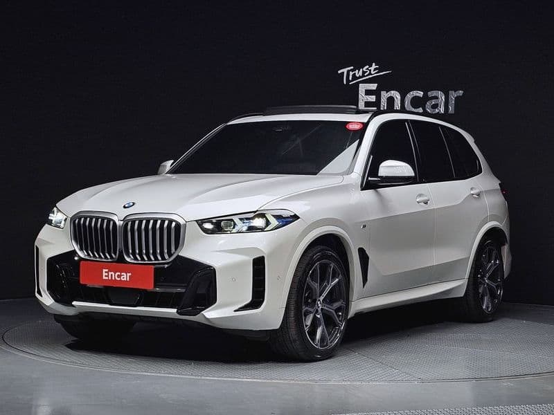 2024 BMW X5 xDrive 40i M Sport photo 1