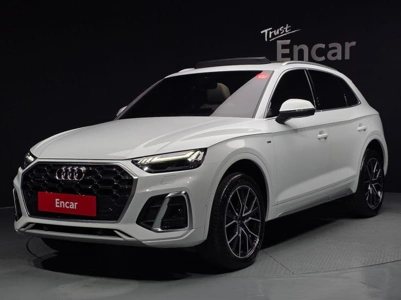 2024 Audi Q5 45 TFSI Quattro Premium photo 1