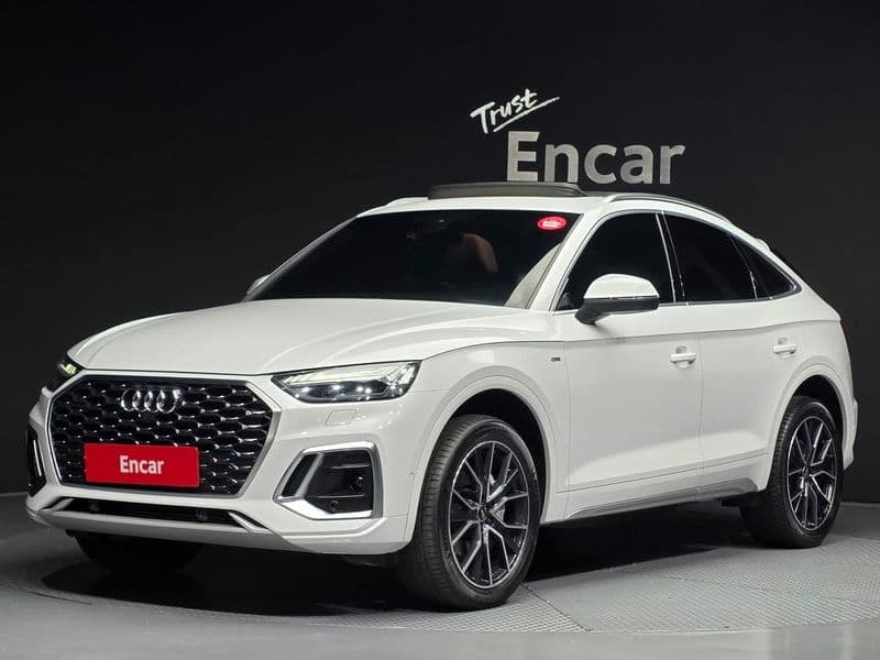 2023 Audi Q5 45 TFSI Quattro Premium Sportback photo 1