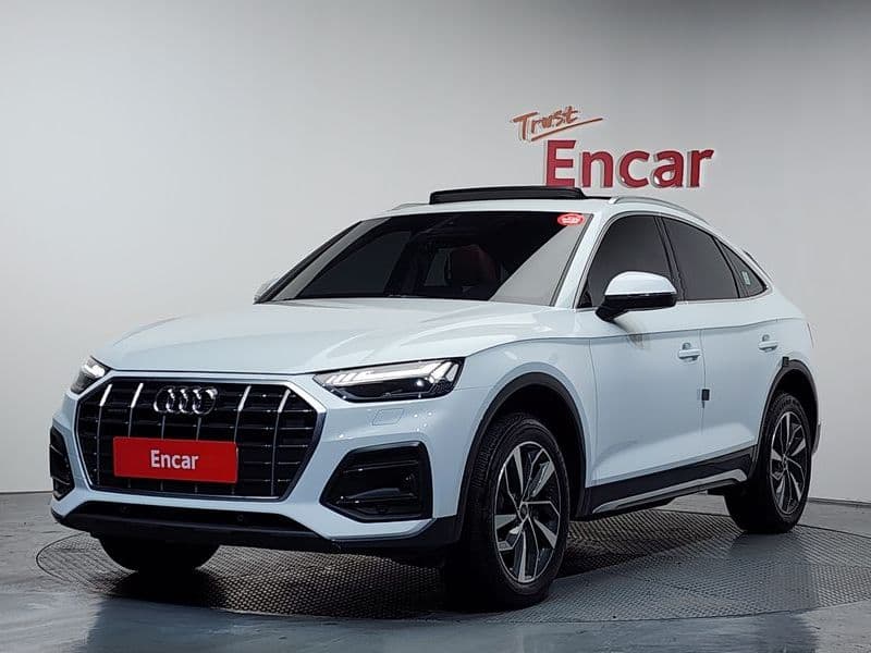 2022 Audi Q5 45 TFSI Quattro Sportback photo 1