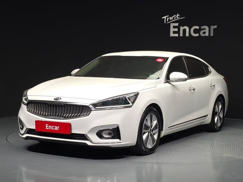 2017 Kia K7 Prestige photo 1