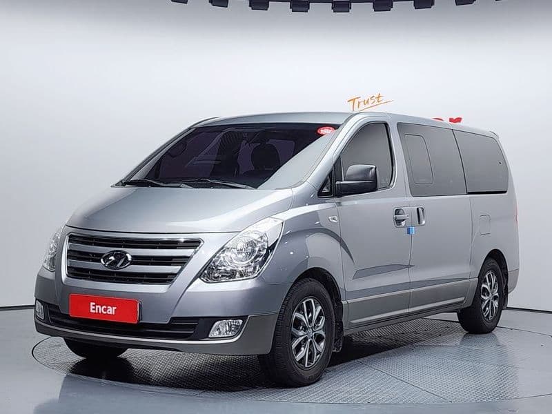 2017 Hyundai 그랜드 스타렉스 11-Seater Wagon Modern Special photo 1