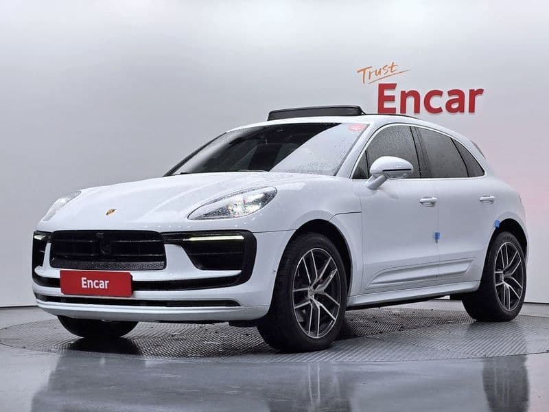 2022 Porsche Macan 2.9 S photo 1