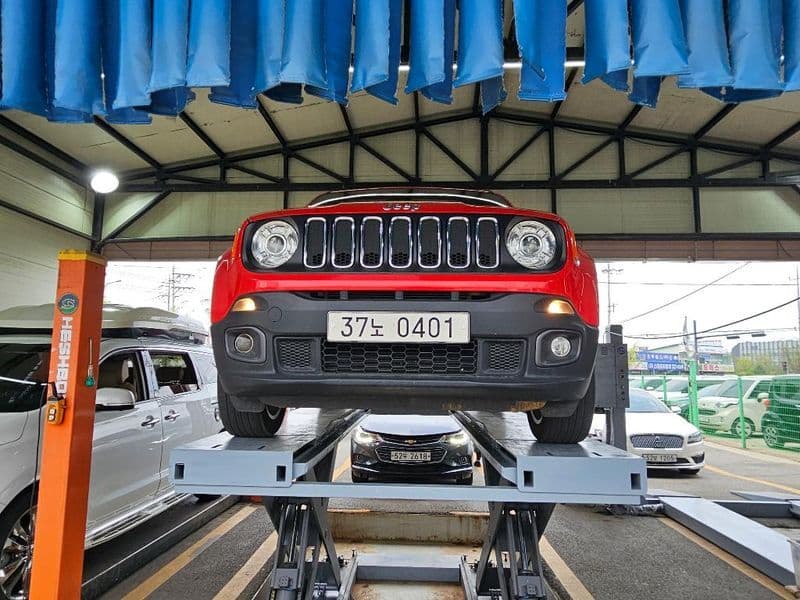 2016 Jeep Renegade 2.0 Diesel Longitude AWD photo 1