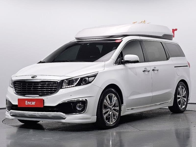 2016 Kia Carnival 9-seater Hi-Limousine Noblesse photo 1