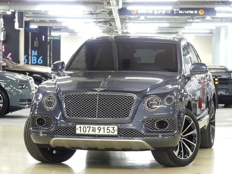 2017 Bentley Bentayga 6.0 W12 photo 1