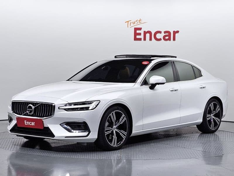 2020 Volvo S60 T5 Inscroption photo 1